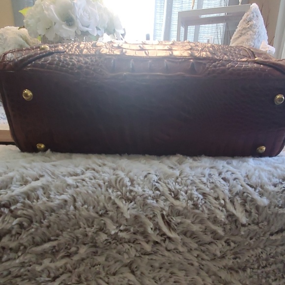 SOLD Brahmin Mariel Melbourne Shoulder Bag - Picture 4 of 8